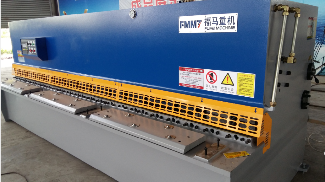 2016款(kuan)擺式剪闆(pǎn)機QC12Y-4×4000