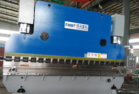 WC67Y-300/4000液壓闆(pan)料折彎機